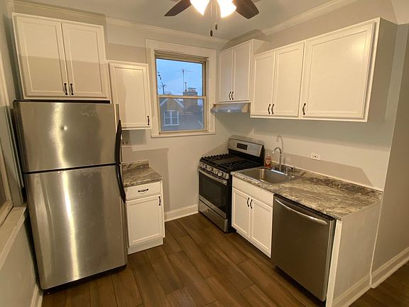 2nd image of 9530 S Claremont Ave #2