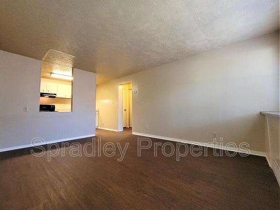 3rd image of 608 John Paul Jones Dr APT 113