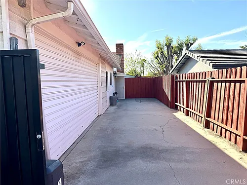 4033 Mount Vernon Ave Photo 1