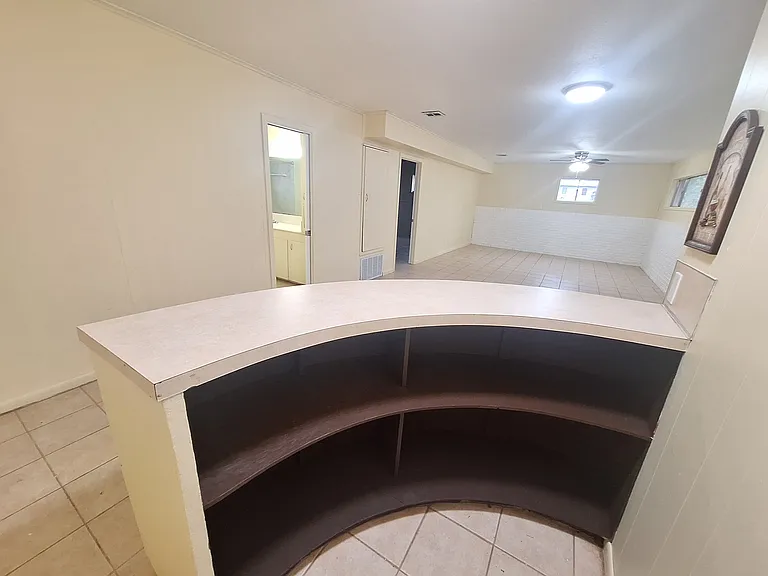821 Princeton Rd — Photo 21