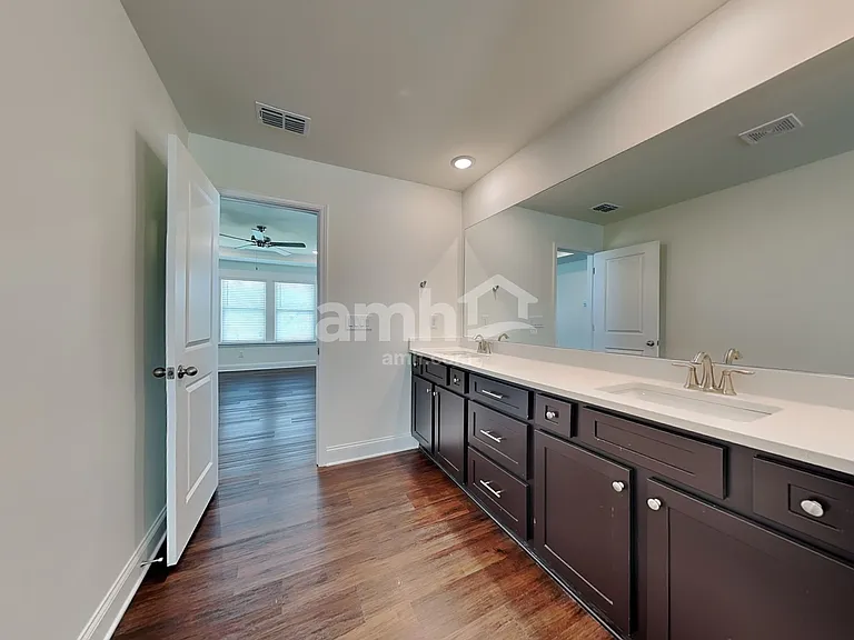 689 Alcovy Mill Park — Photo 16