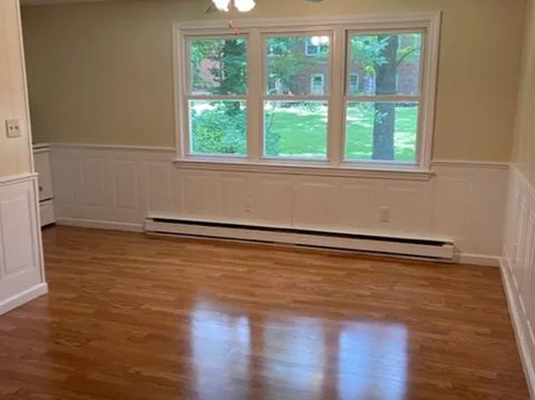 48 Grove St #3, Manchester, CT 06042