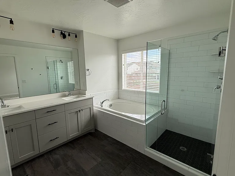 1186 Marlowe Way — Photo 27