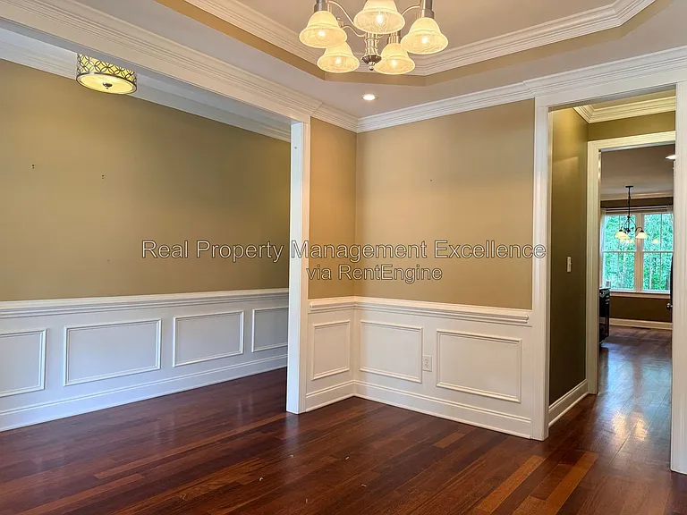 616 Lake Artesia Ln — Photo 9