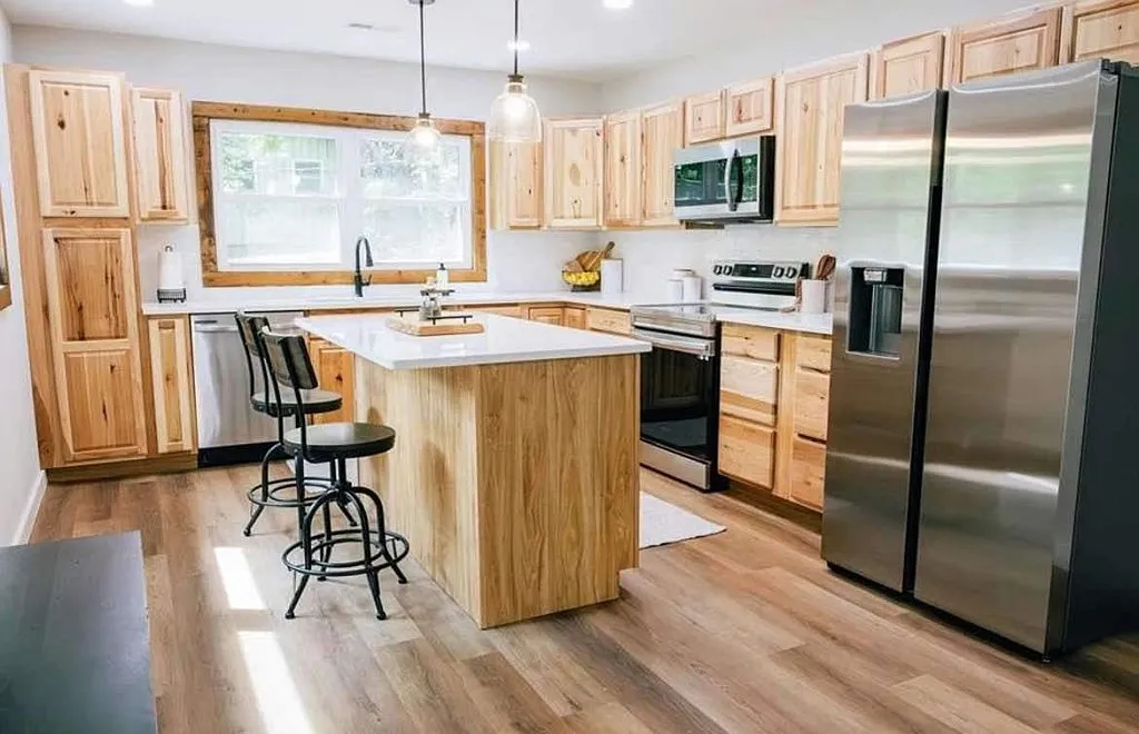 3 bed, 3.0 bath, 1728 sqft, $1,950 — Photo 4