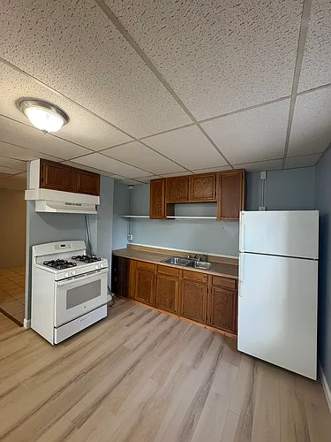 24 Whipple St #1 Photo 1