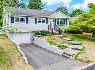 1124 Charter St, Piscataway, NJ 08854