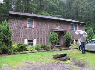 9892 Bellcrest Rd, Pittsburgh, PA 15237