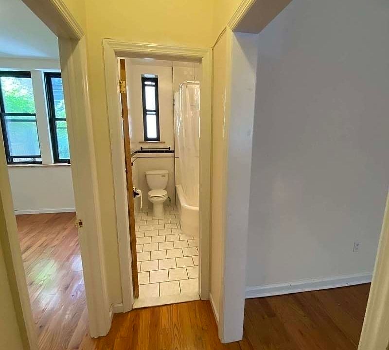1st image of 35 Orange St #1AC