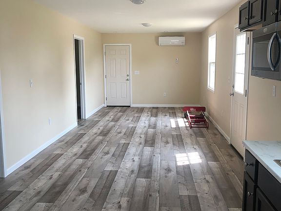 3rd image of 1177 S Brace Ave