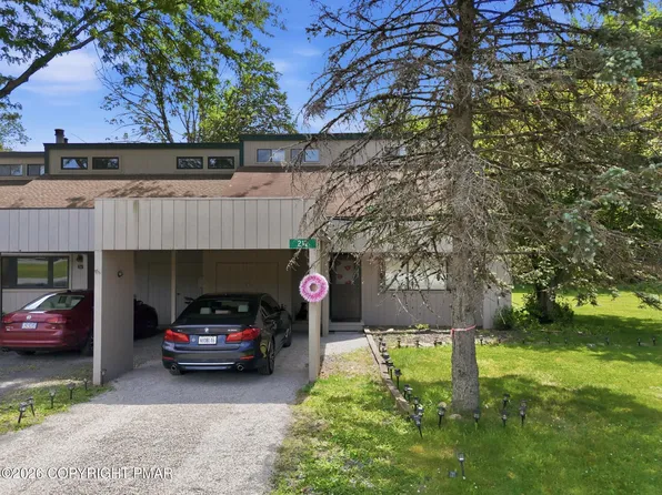 217 Evergreen Ct, Tannersville, PA 18372