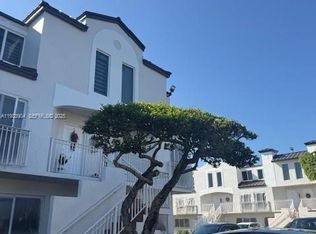 Coral Pointe Townhomes, Miami, FL 33126