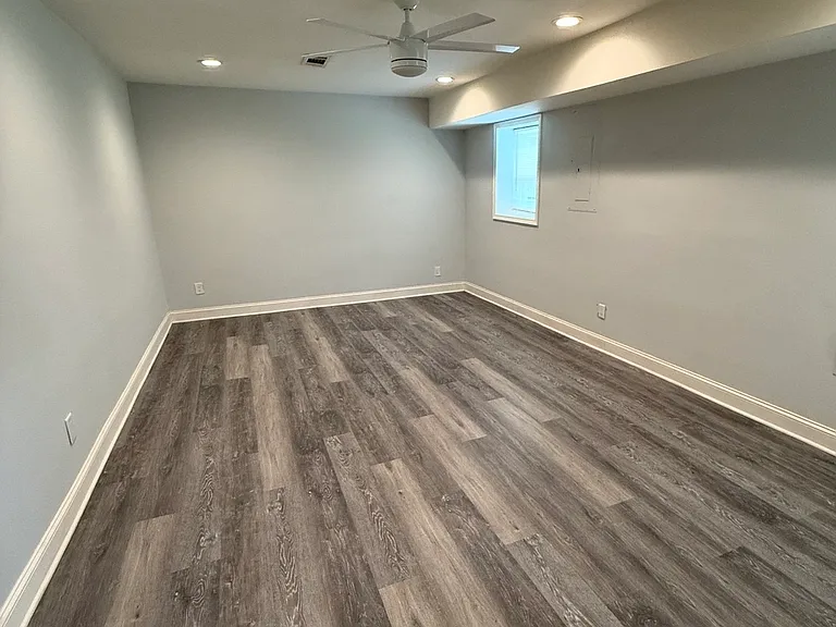 1110 Veltre Cir SW — Photo 4