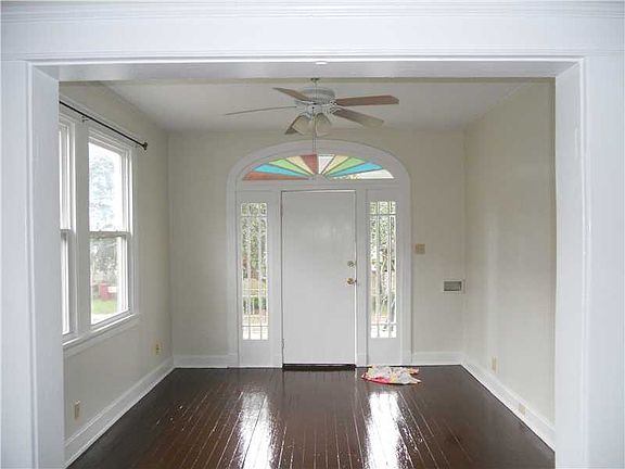 2nd image of 4014 Dhemecourt St