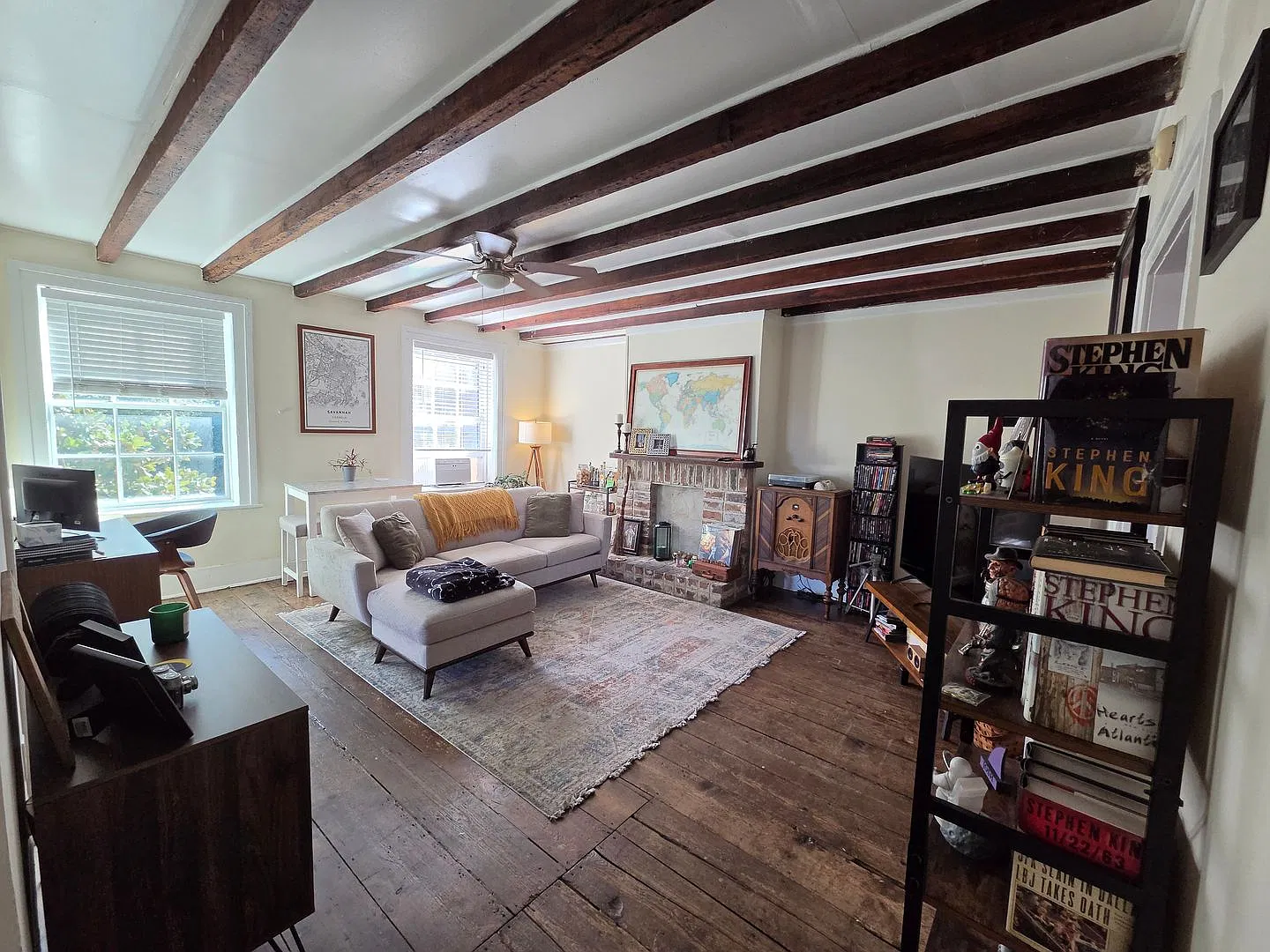 124 E. Harris St. — Photo 2