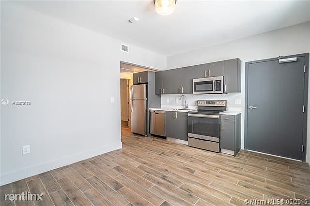 1st image of 1567 Meridian Ave #10