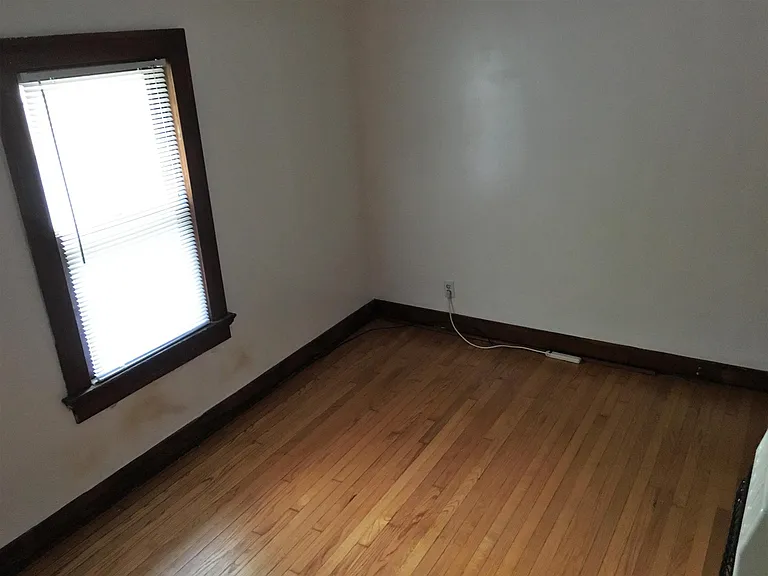 136 Lexington Ave #1 — Photo 15