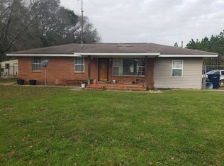 393 Highbluff Rd, Hartford, AL 36344