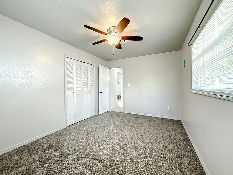 Park Manor Dr — Photo 17