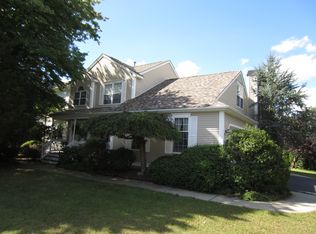 2 Carrie Ann Dr, West Warwick, RI 02893