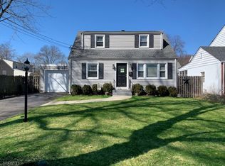 2211 Lyde Pl, Scotch Plains, NJ 07076