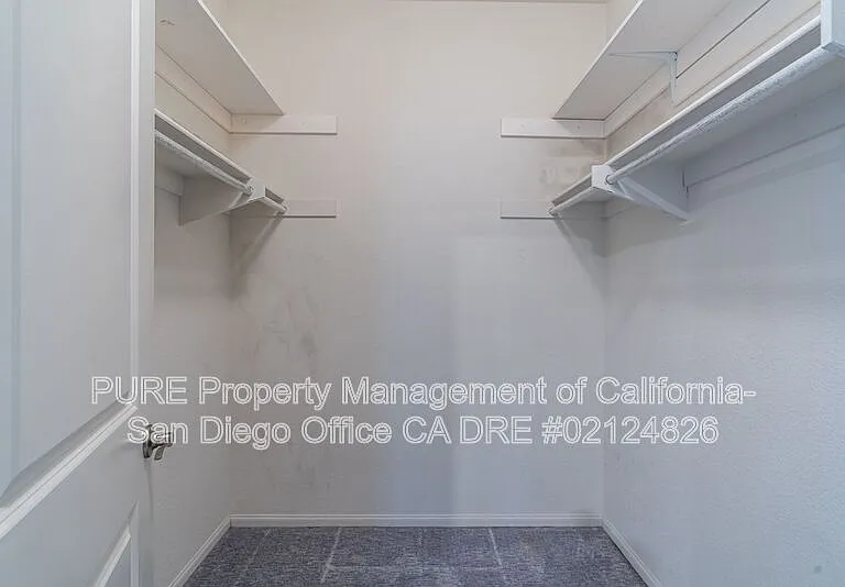 1658 El Raval Way #2 — Photo 16
