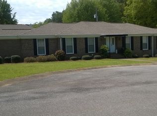 115 Picadilly Dr, Talladega, AL 35160
