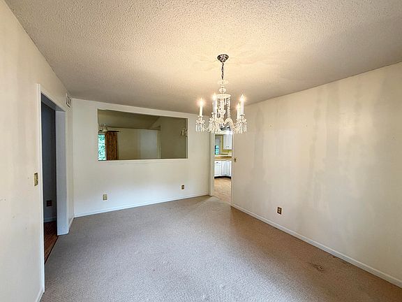 3rd image of 405 Vieux Carre Ct