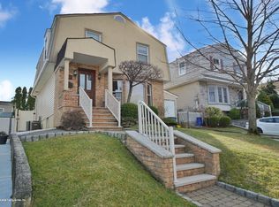 533 Maguire Ave, Staten Island, NY 10309