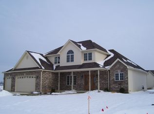 2655 Bonita Dr, Valparaiso, IN 46385