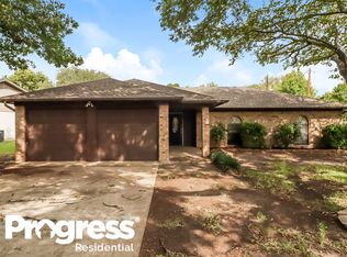 1709 Tobie Layne St, Benbrook, TX 76126
