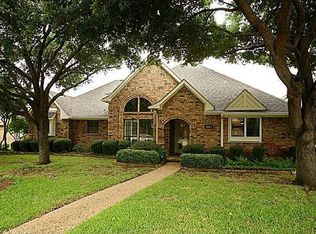 2823 Cambridgeshire Dr, Carrollton, TX 75007