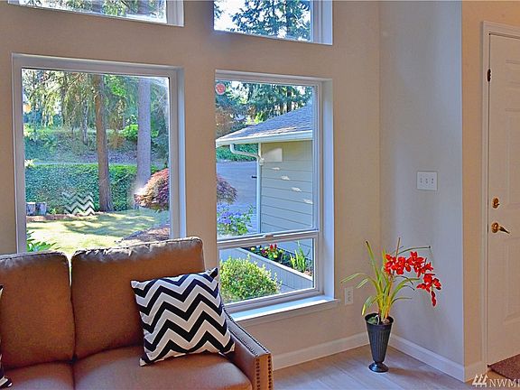 4th image of 12105 130th Avenue Ct E