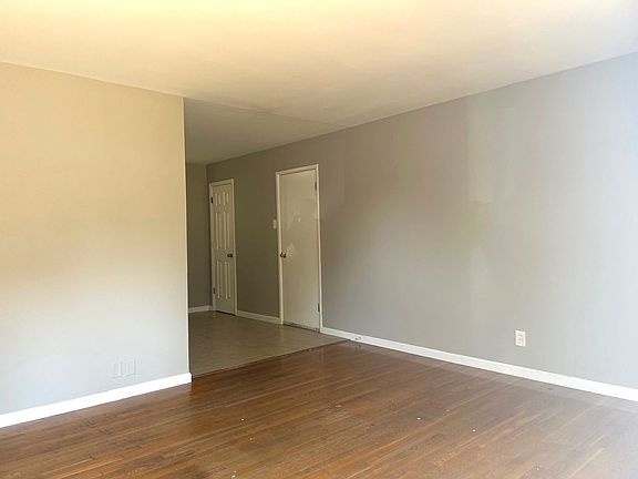 5th image of 1855 Curtis Ct