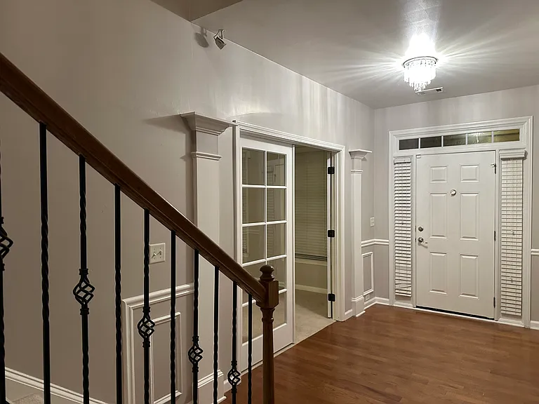 7338 Basalt Dr — Photo 3