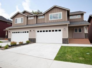 112 Vineyard Ln #A, Chelan, WA 98816