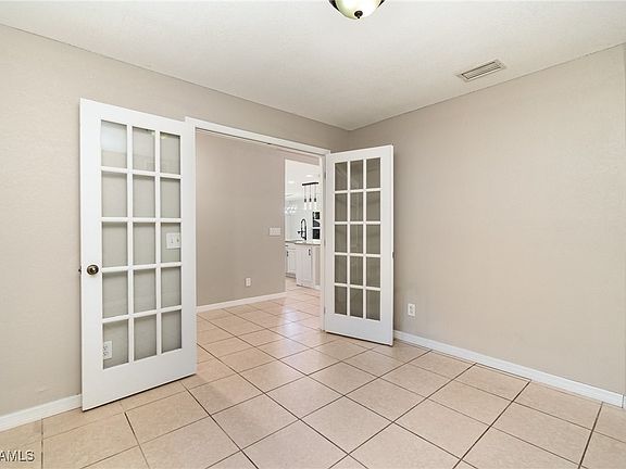 5th image of 2715 26th Street W