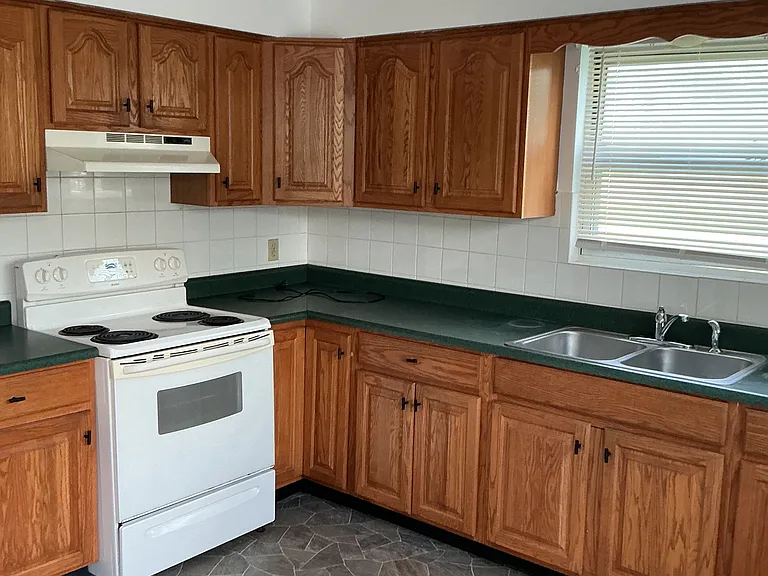 32 Knickerbocker St #32 — Photo 5