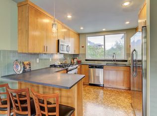 212 Boston St UNIT A, Seattle, WA 98109