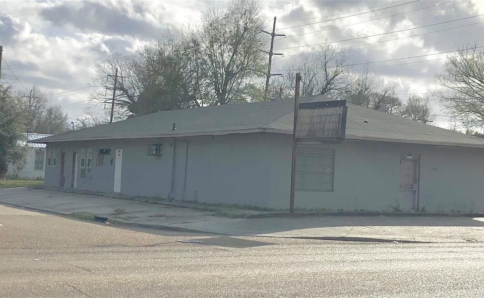 2nd image of 4546 Gus Young Ave #3