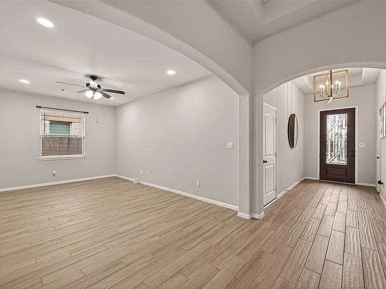 24015 Purple Clover Ln — Photo 7