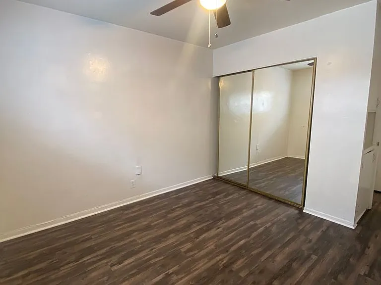 4937 Coronado Ave! Spacious 2 Bed-1 Bath Unit in OB! — Photo 13
