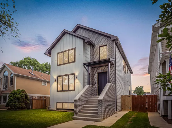 7635 W Balmoral Ave, Chicago, IL 60656