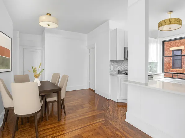 418 Central Park West image 2 of 8