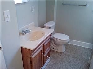 2nd image of 1506 Whitesboro St APT 200b