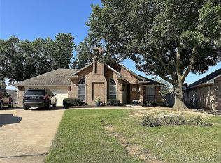 1530 Persimmon Ln, Ardmore, OK 73401