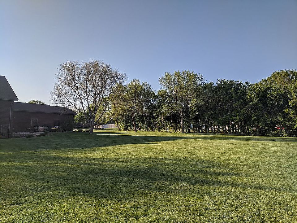 2817 Dailey Dr, Mitchell, SD 57301 Zillow