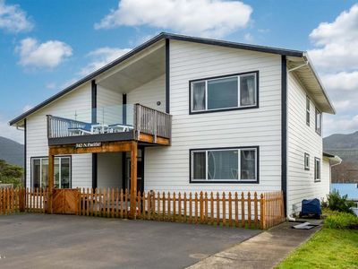 342 N Pacific St, Rockaway Beach, OR, 97136