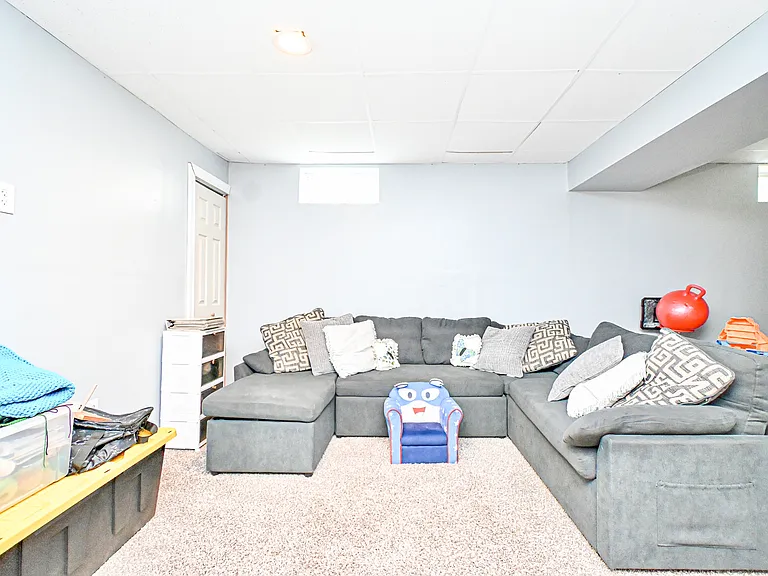 4372 Dobbin Cir — Photo 36
