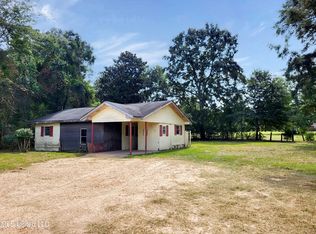16 2nd St, Wiggins, MS 39577